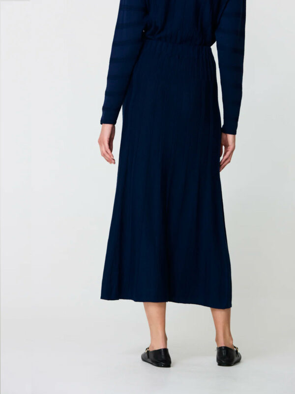 Falda midi con patrón evasé Azul marino - ESCORPION - Imagen 2