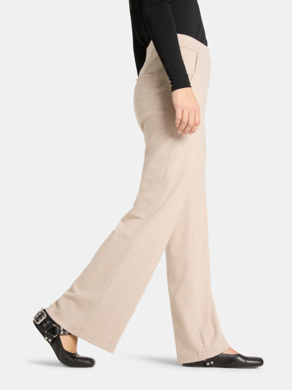 Pantalón de punto acampanado beige AVA UTILITY - CAMBIO - Imagen 3